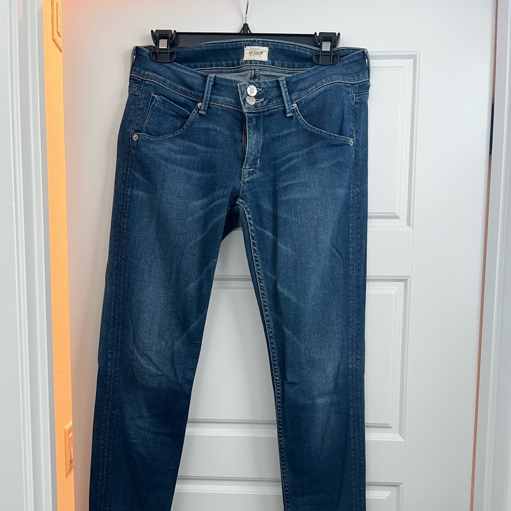 Hudson low rise jeans - like new!!!
